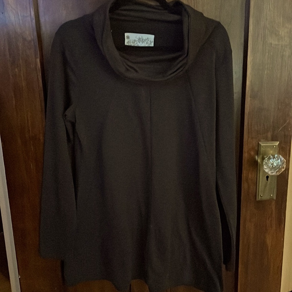 Adventure size large shirt dress